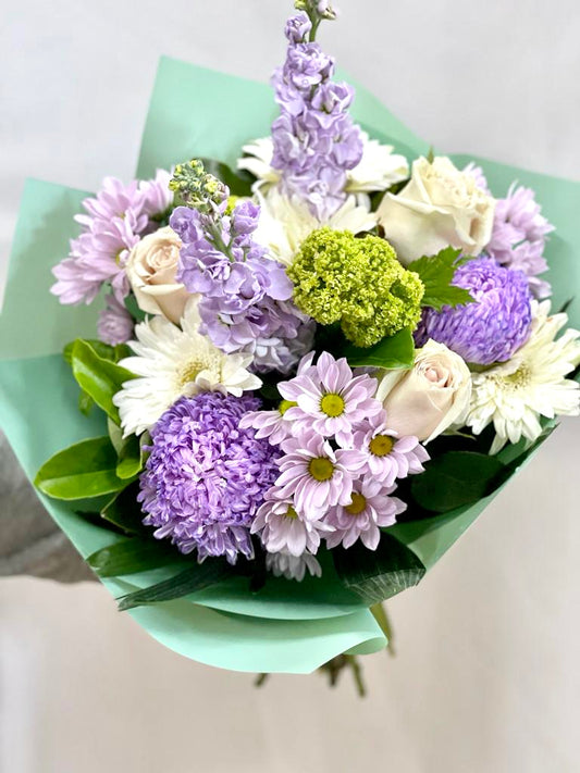 Flower delivery. Purple flowers. Purple flower delivery. floral delivery. flowers in sydney. quick flower delivery. same day flower delivery. beautiful flowers. beautiful flower delivery